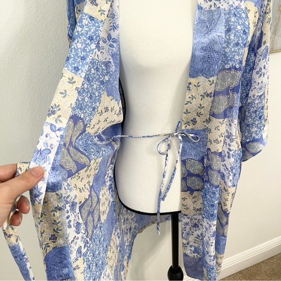 Sophia by Delicates Blue Mixed Floral Satiny Sheer Belted Wrap Robe Size S - Picture 7 of 9